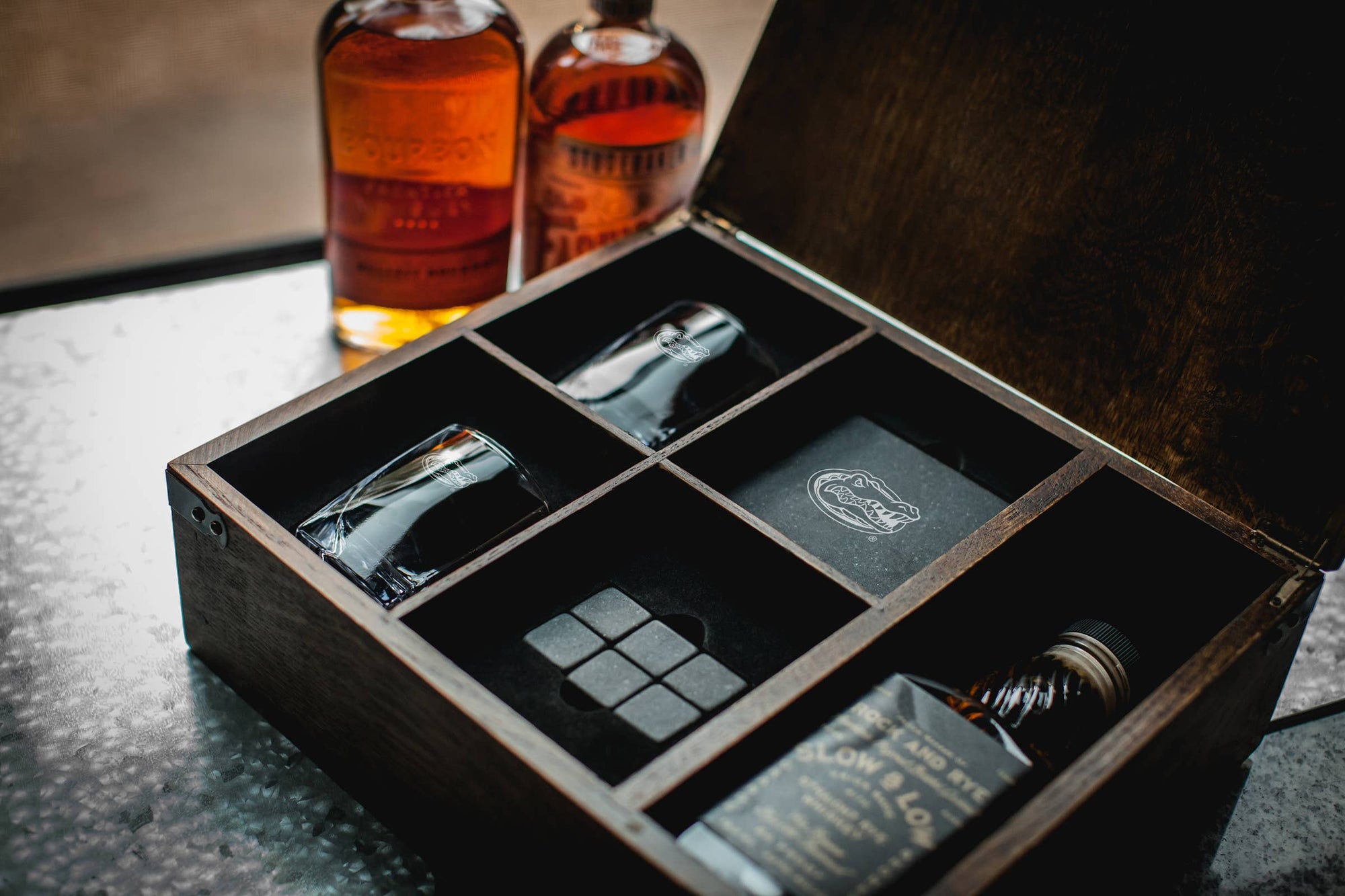 Florida Gators Whiskey Box Gift Set: Oak Wood
